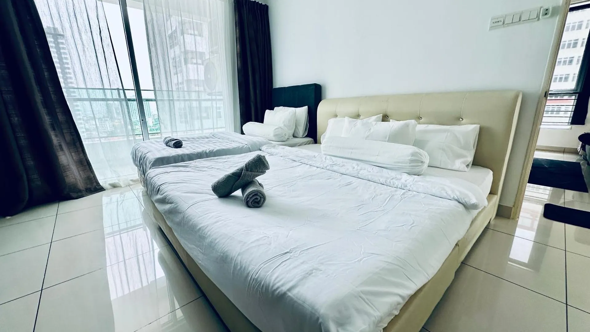 8Pax 2-Bedroom L Seaview L Georgetown L Gleneagles L Mansion One